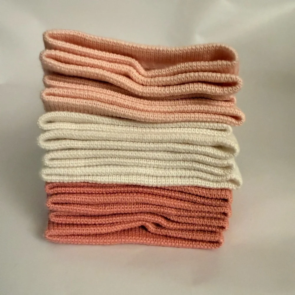 ♠️ Kate Spade Soft Pink, Cream, and Rose Crew Socks. NWT. OS